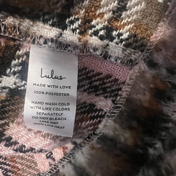 Lulus The City is Calling Pink Plaid Shacket Size Small - Picture 4 of 9